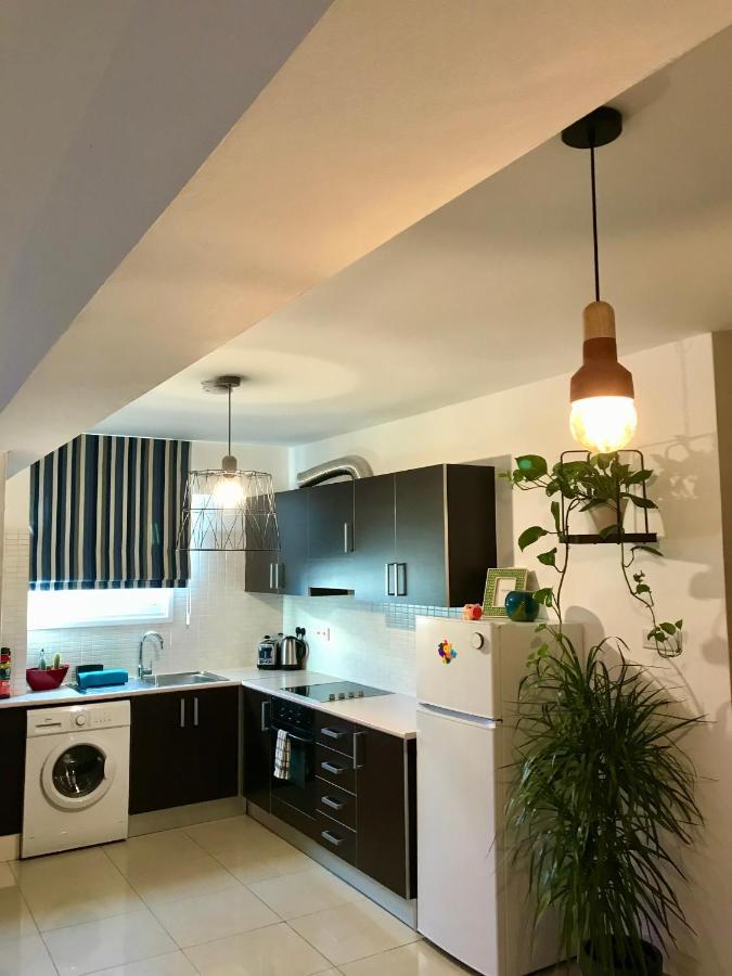 Fat Cow Apartment 101 Larnaca Extérieur photo