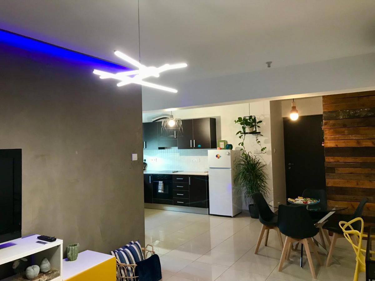 Fat Cow Apartment 101 Larnaca Extérieur photo